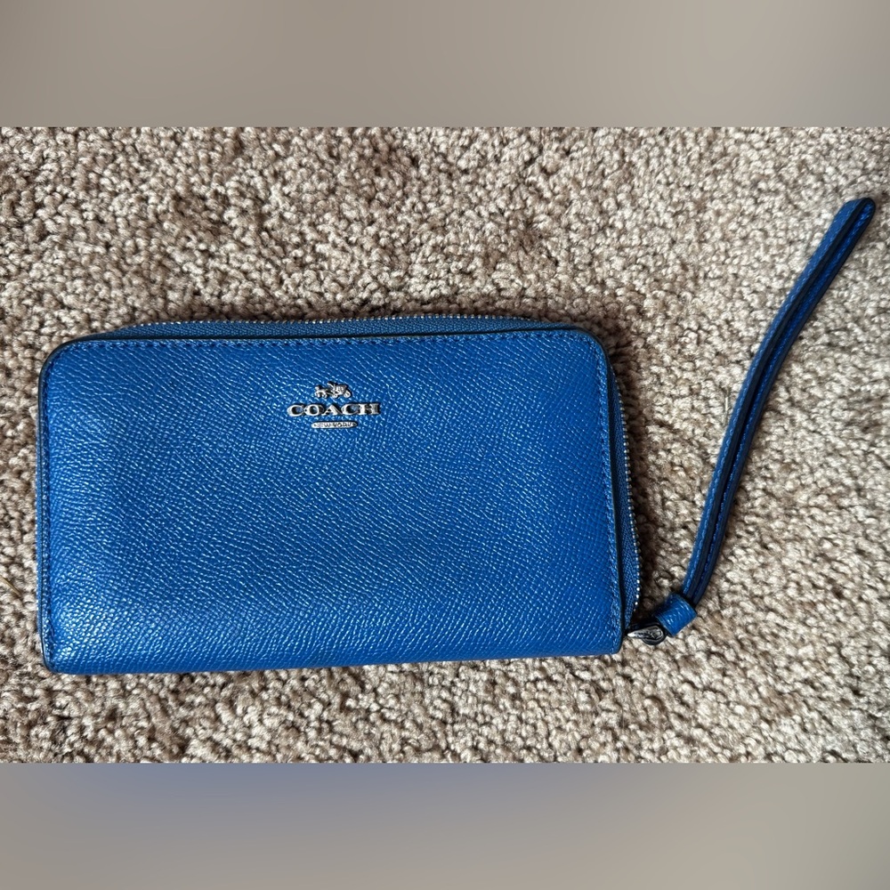Coach Leather Zip Wallet Wristlet